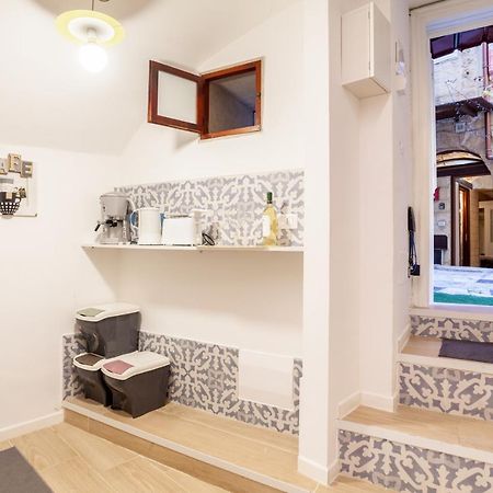 La Casetta Lovely Apartment In Bari Vecchia ภายนอก รูปภาพ